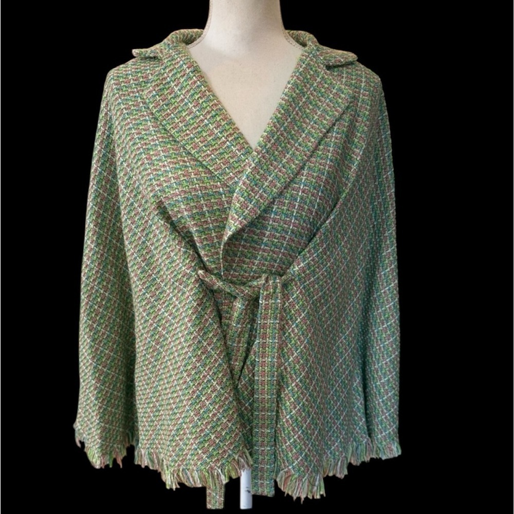 Lilly and Taylor ladies wrap jacket size 8, excellent condition, fringed - Picture 2 of 11